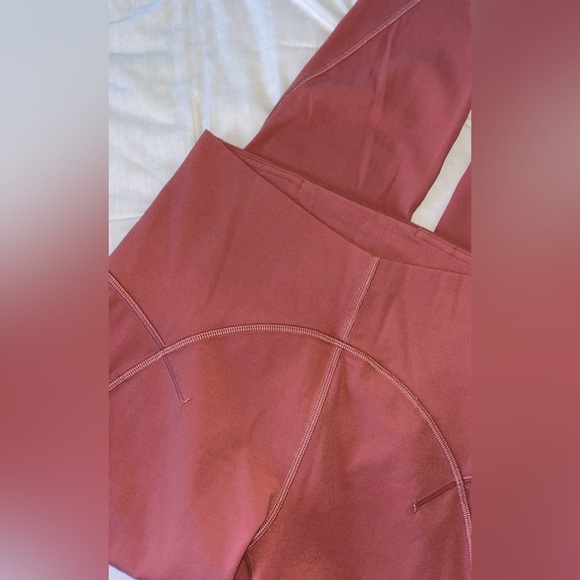 Lululemon Athletica Unlimit High-Rise 25" Tights /
Leggings W5CZUS SIZE 6 - Picture 9 of 13